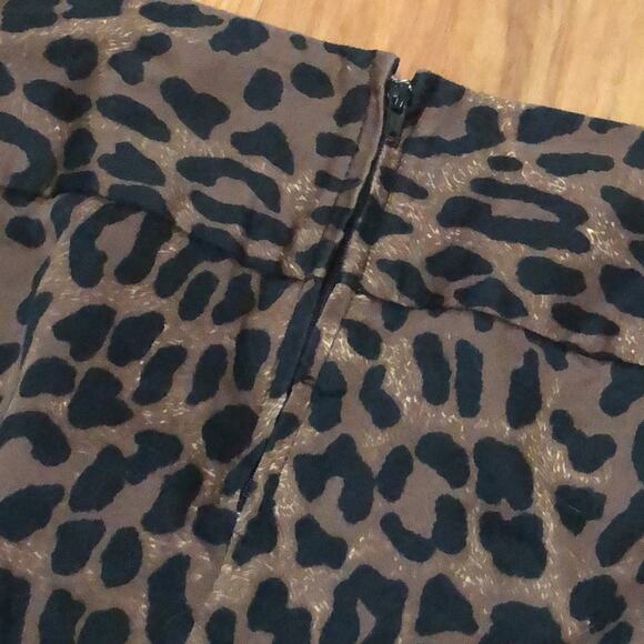 Maurices Leopard Print Skirt Size 9/10 - Picture 4 of 9